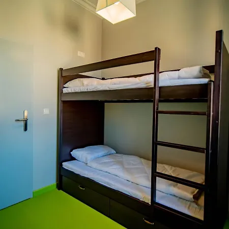 Banana's Camp Hostel